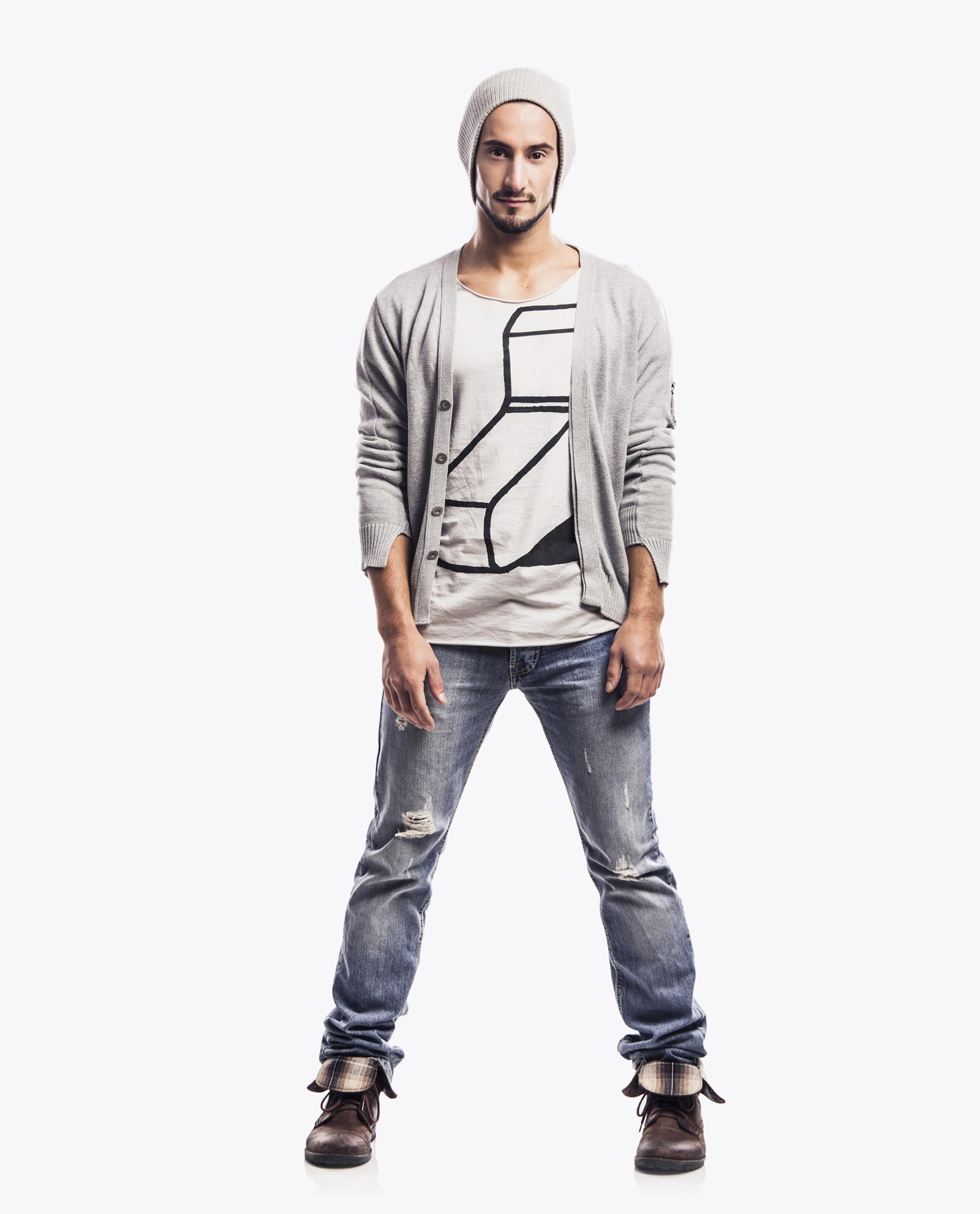 grey-sweatshirt-02.jpg